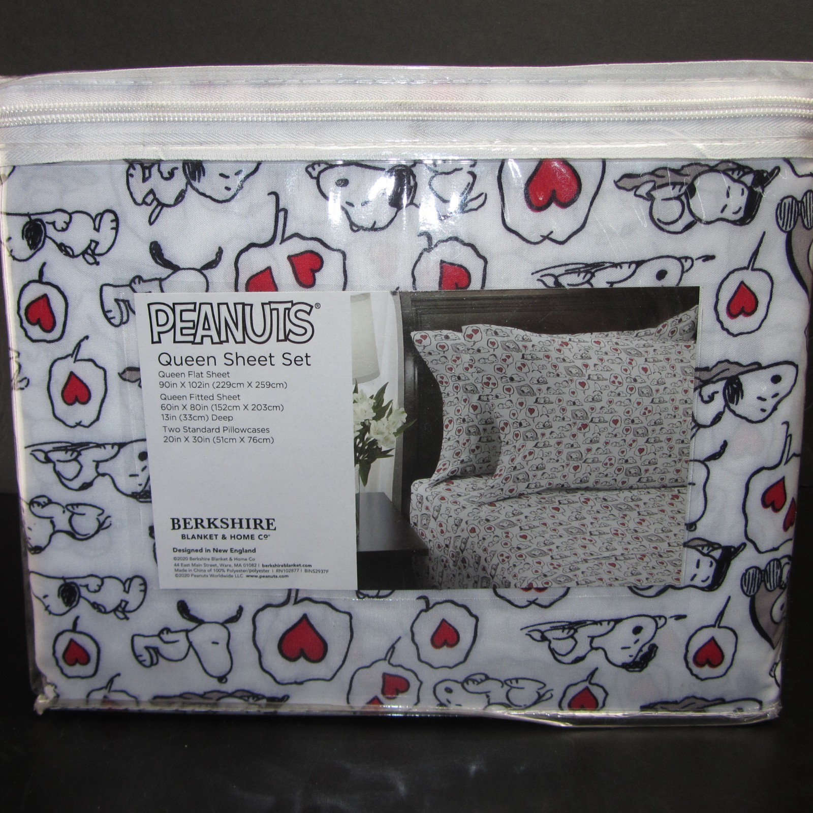 Peanuts Snoopy Bed Sheet Set Queen Size 4-pc Valentines Day Hearts Cartoon NEW gallery