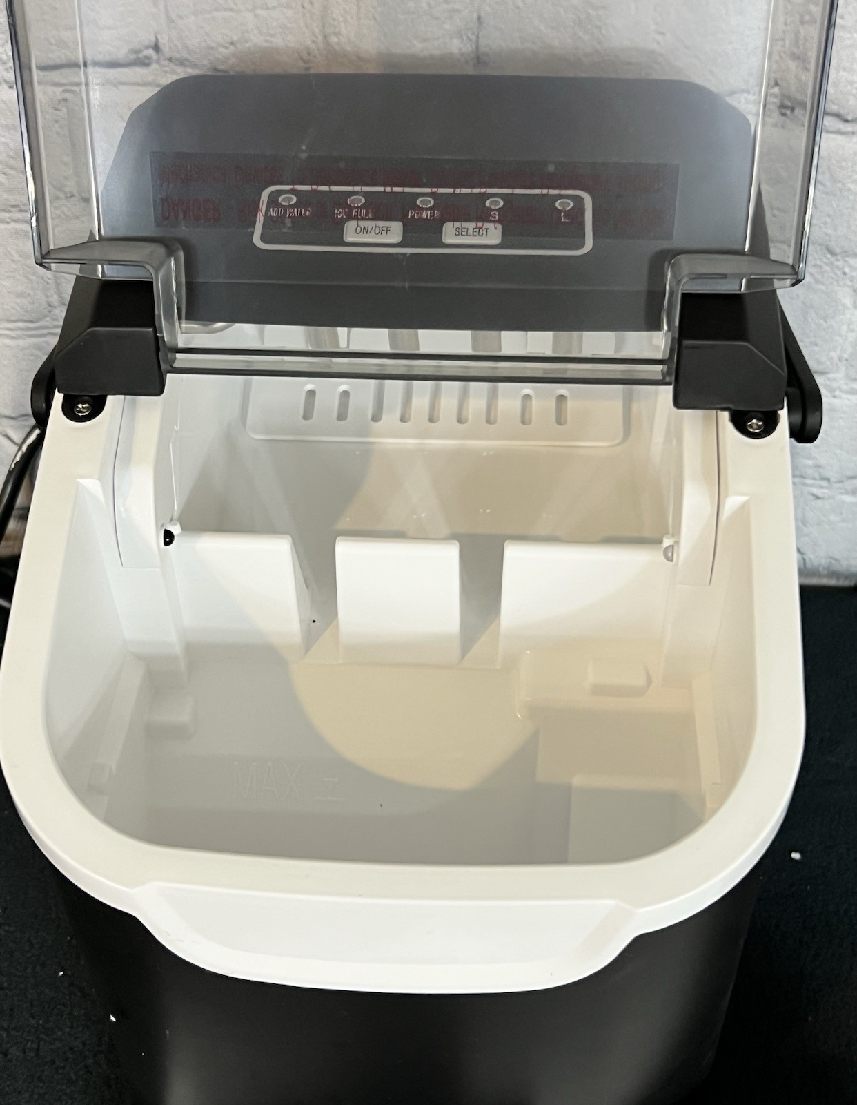 Countertop Ice Maker Machine, 8 Ice Cubes In 6 Minutes! 26 Lbs/day, Tested gallery