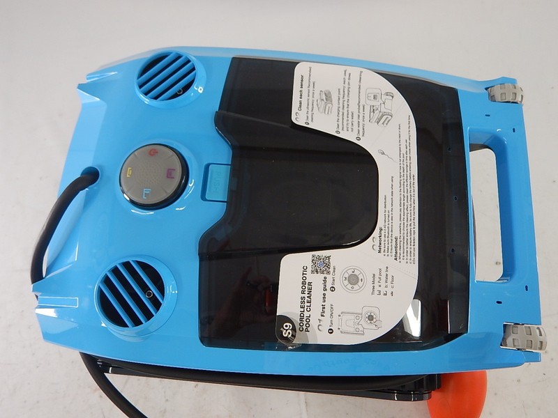 Emdoro S9 Smart, Wi-Fi Automatic Robotic Pool Vacuum, Blue (2150 sq ft) 180 Min gallery