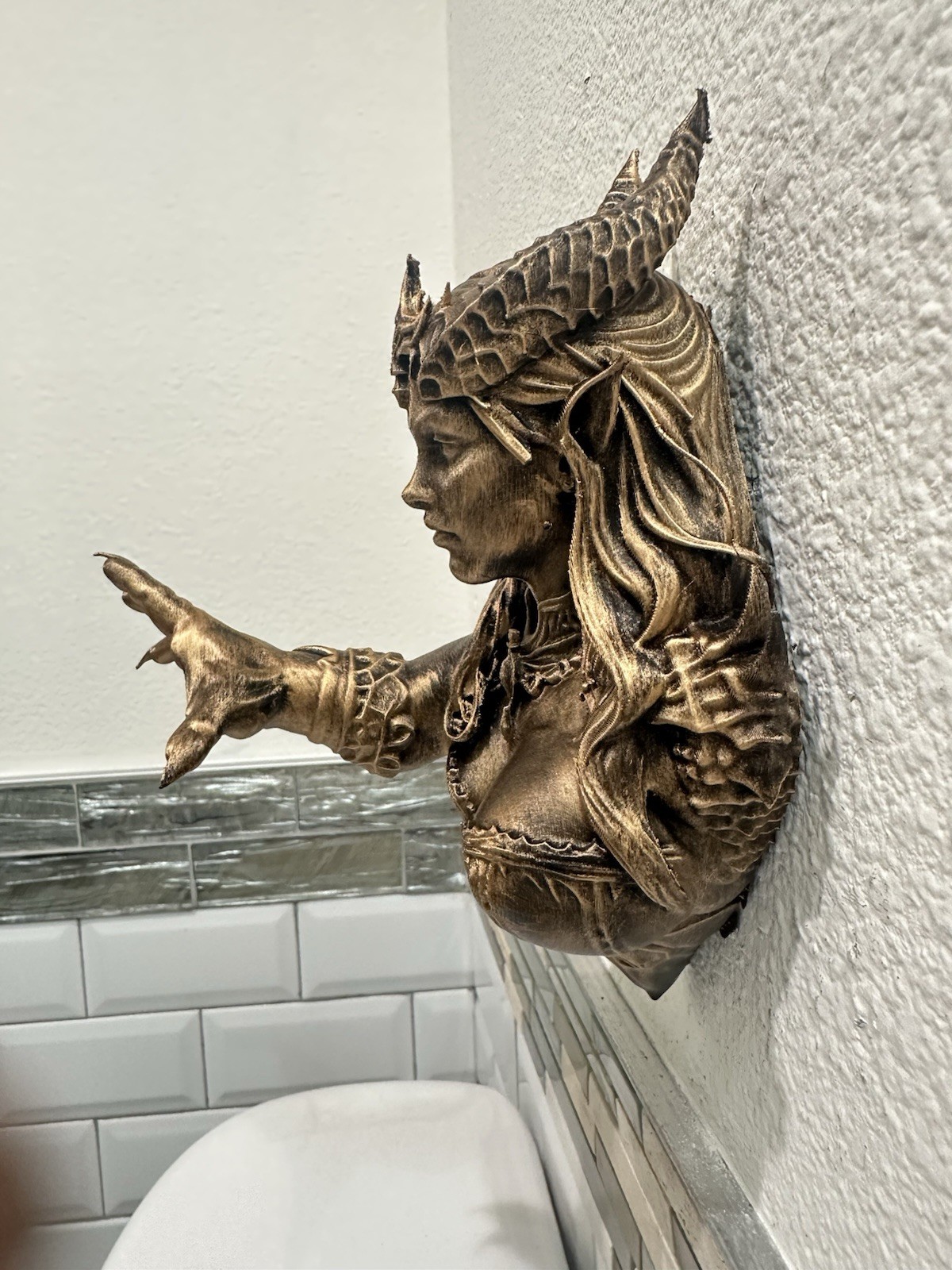 Lilith Gothic Wall Mount Sculpture Dark Fantasy Demon Queen Decor Mythology 9” gallery