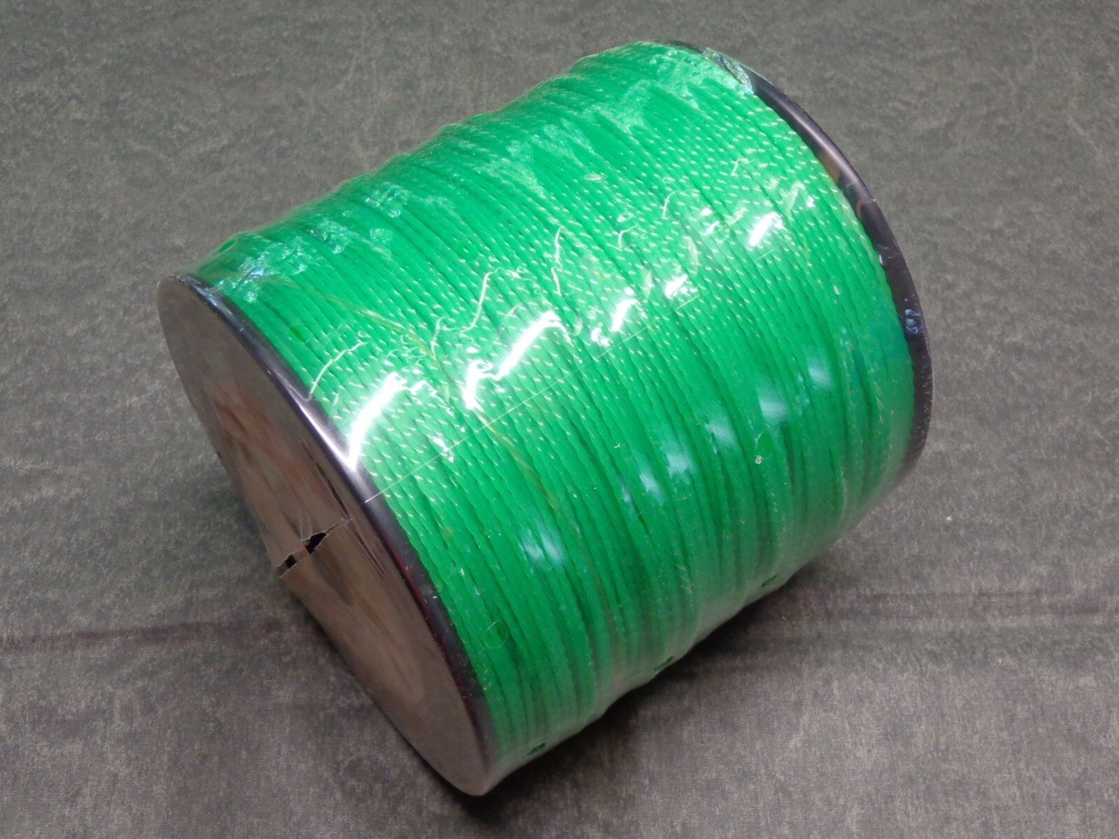 69-529 UNIVERSAL .080" TWIST TRIMMER LINE 3 LB SPOOL OREGON GREEN STRING TRIMMER gallery