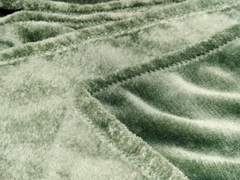 Plush Blanket / throw Solid Dark Emerald Green super soft Velvet Feel 50"x80” gallery