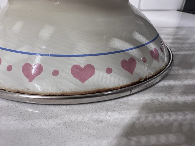 Vintage 1986 Patchwork “Hearts” Hallmark Metal Enamel Colander Strainer W/Brass gallery