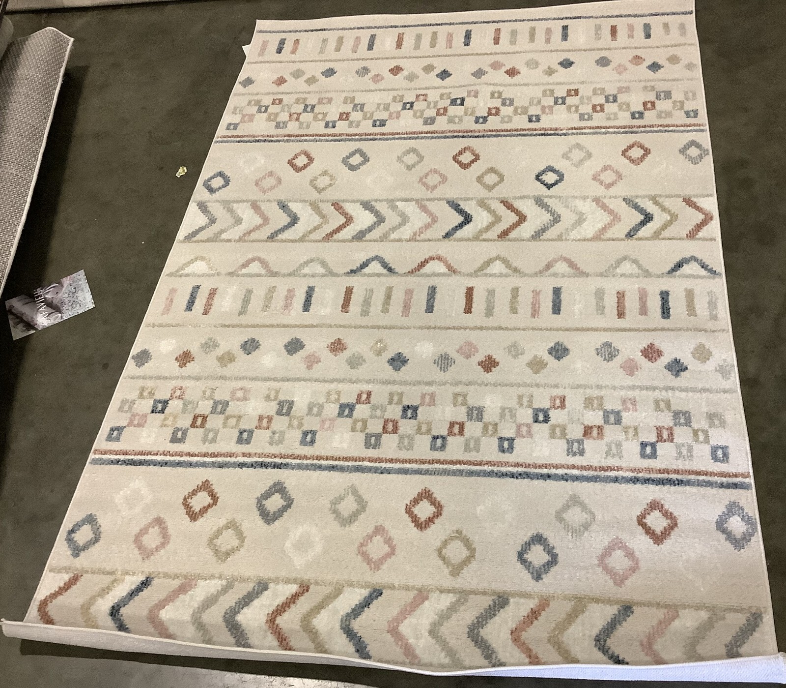 BEIGE / MULTI 4'-0" x 6'-0" Flaw in Rug, Reduced Price 1172674744 BLR226B-4 gallery