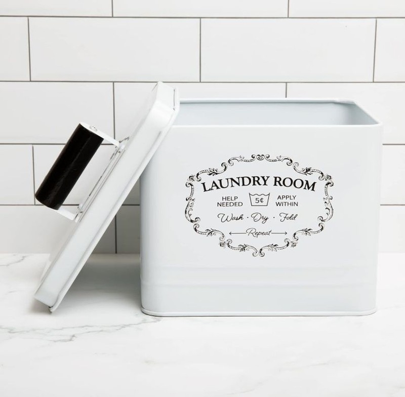 Nine Royal Detergent Container gallery