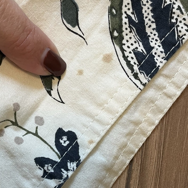 Williams Sonoma Cream Black Green Beige Table Runner Vines Flowers 104x16 gallery