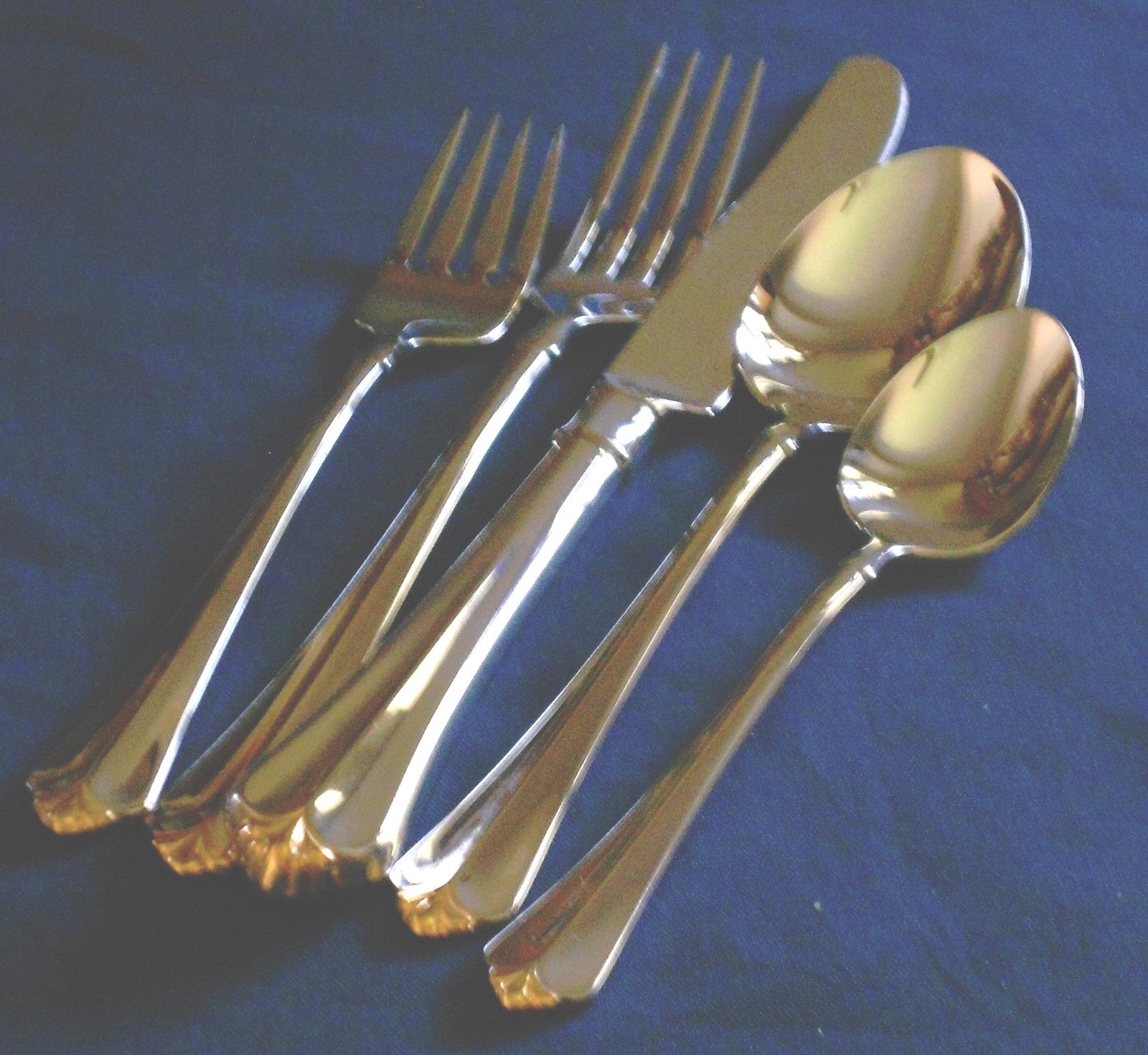 ONEIDA Cube Stainless Golden Juilliard Open Stock - You Choose Vintage USA gallery
