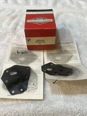 Briggs & Stratton Diaphragm Kit 299637 – OEM Packaging – New Old Stock X (2)