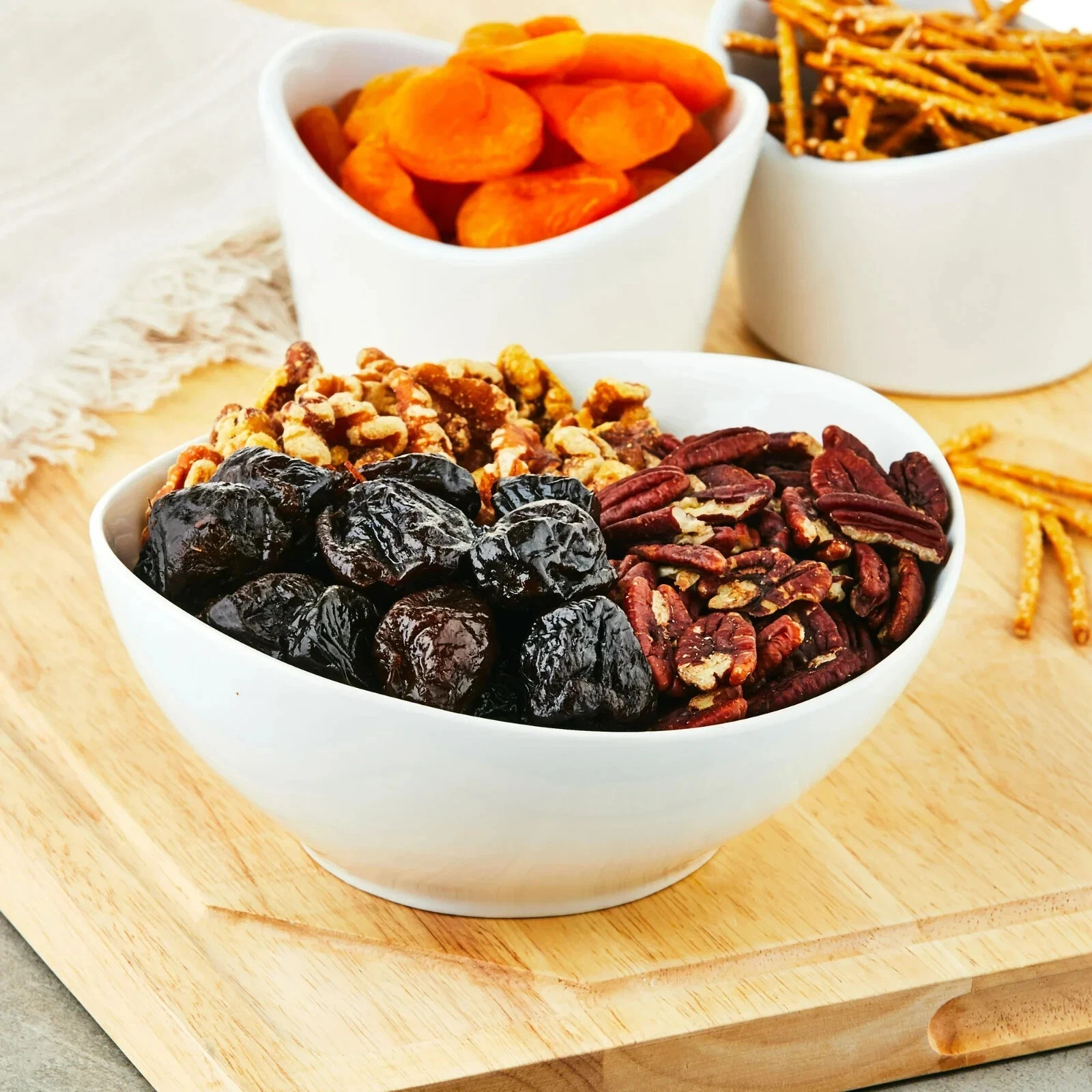 Great Value Unsweetened Pitted Prunes Canister, 16 oz gallery