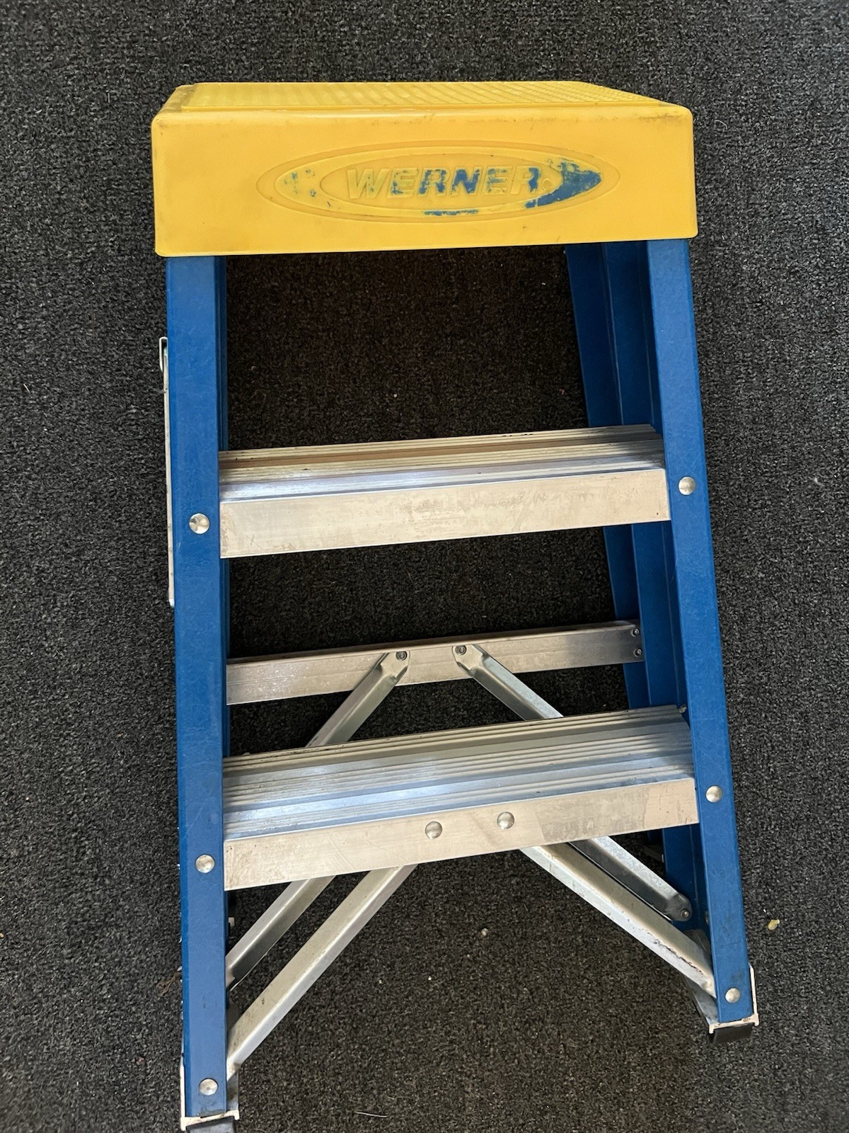 Werner Step Stools Step Stands 2FT TYPE gallery