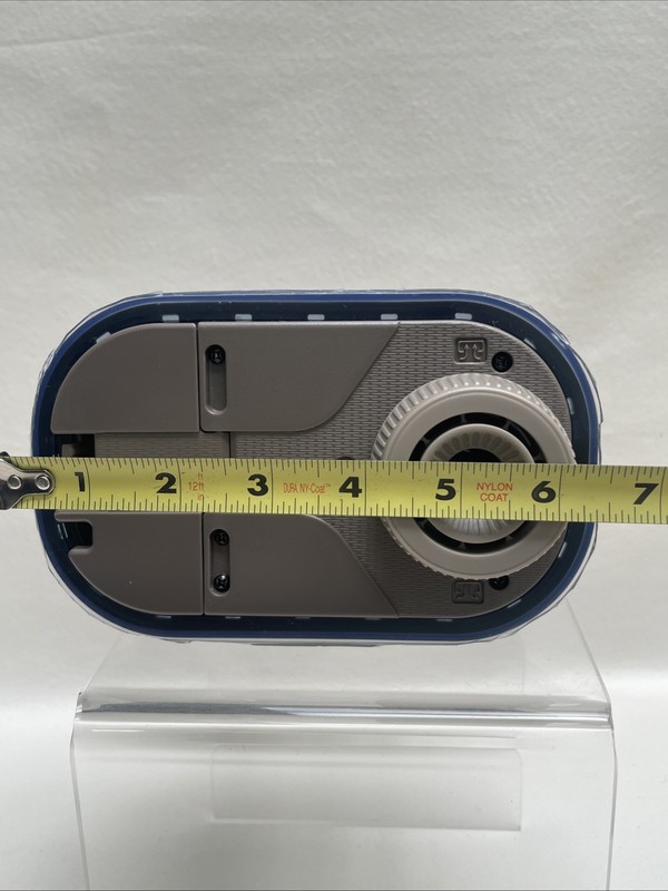 Control Panel and Built-in Pump For An Air Mattress. gallery