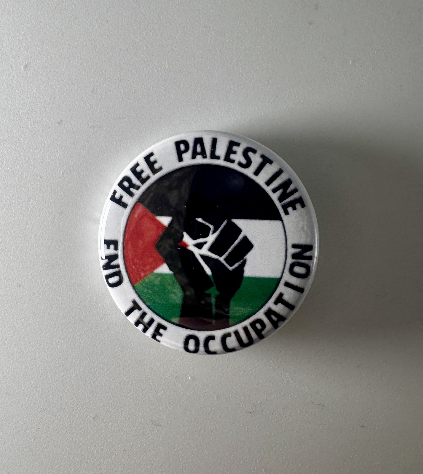 Free Palestine 1.25" Button F007B125 Badge Pin gallery