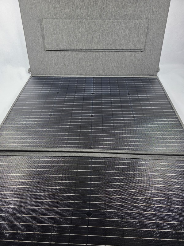 BLUETTI 320W MS320 Foldable Solar Panel for Power Station Off-Grid Camping NEW gallery