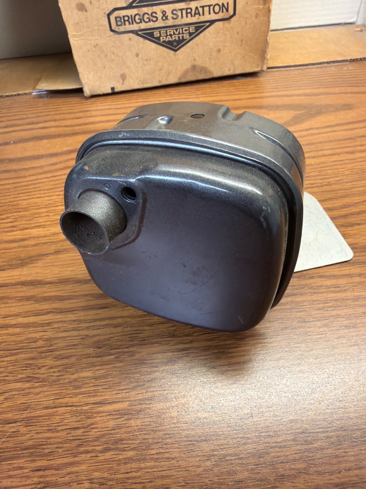 NOS OEM BRIGGS & STRATTON 390918S MUFFLER KIT 5HP Quiet Tone ED gallery