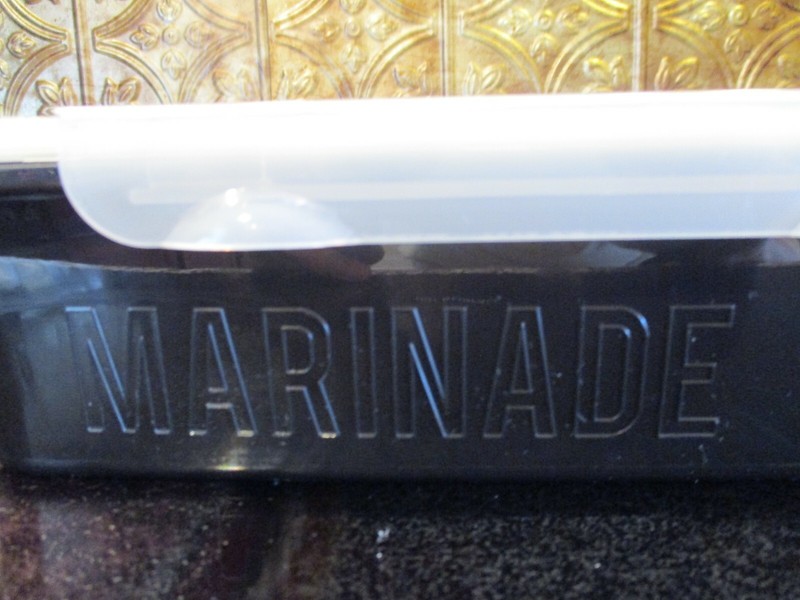CHEFMATE Marinade Tray with Snap Lid gallery