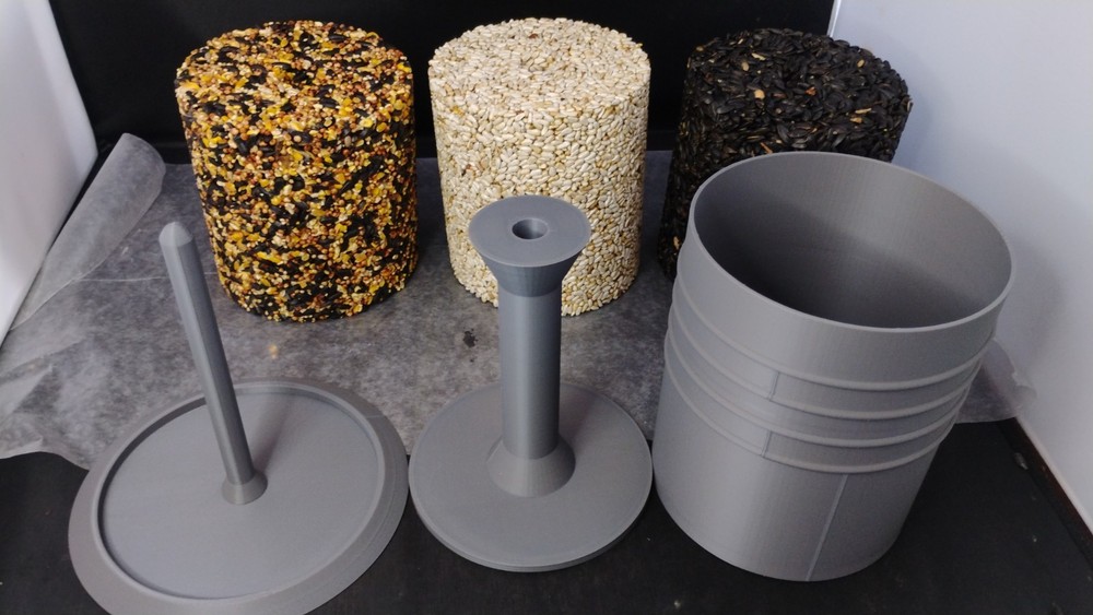 Large Seed Log Mold Kit! Make Your Own Amazing Seed Logs For Feeding The Birds!