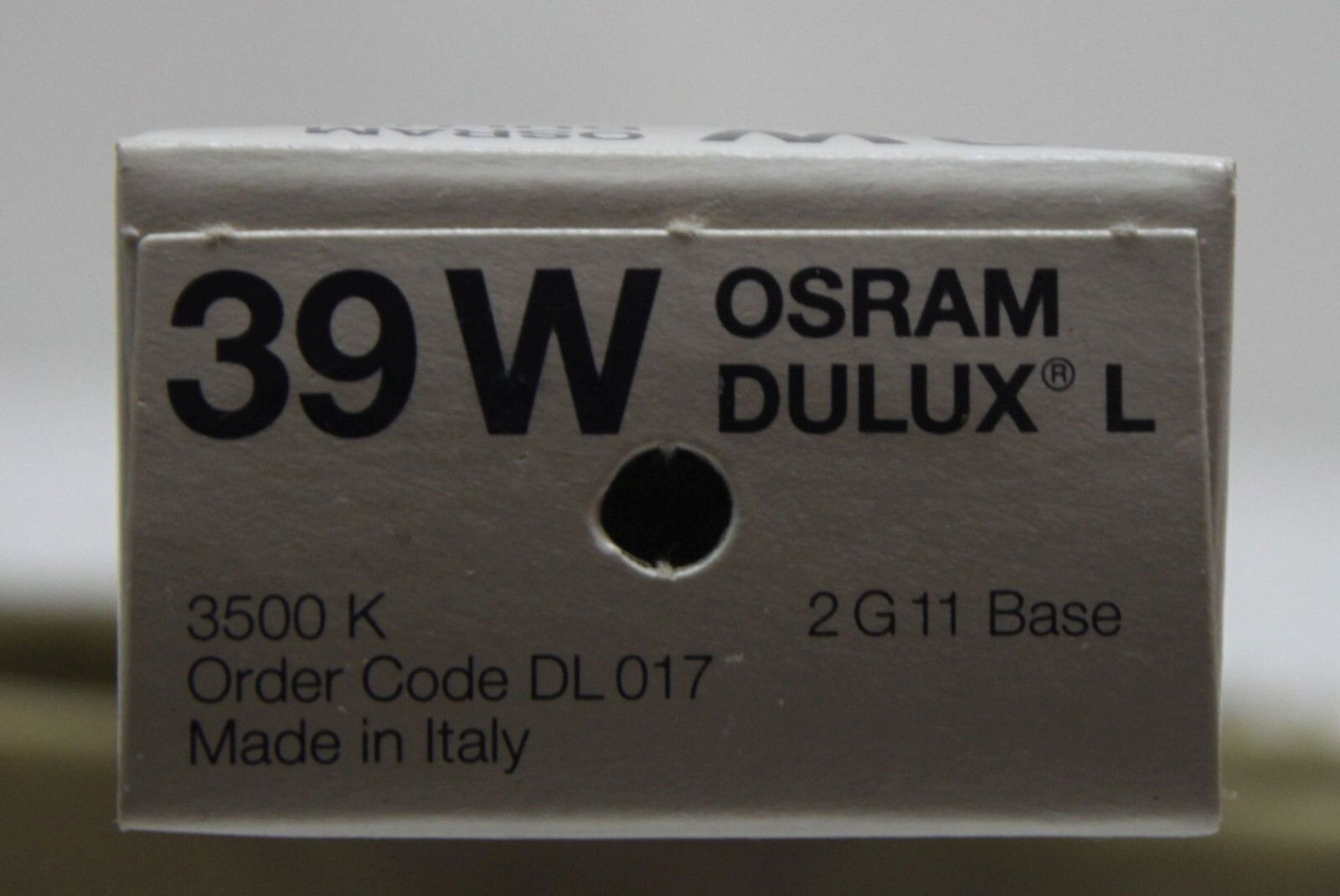 ⭐ Genuine OSRAM SYLVANIA CFL Bulb DULUX L 39W/3500k - 4-Pin 2G11 DL017 2-tube gallery