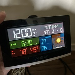 La Crosse Technology C82929 WiFi Projection Alarm Clock with AccuWeather TESTED
