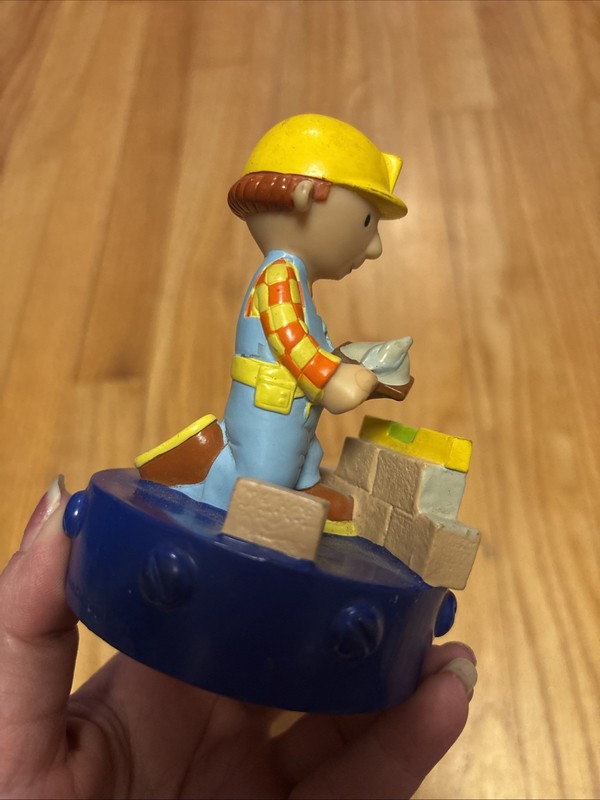 Bob the Builder Kid 2001 Replacement Lid Toy Cake Topper Figure Party Decor gallery