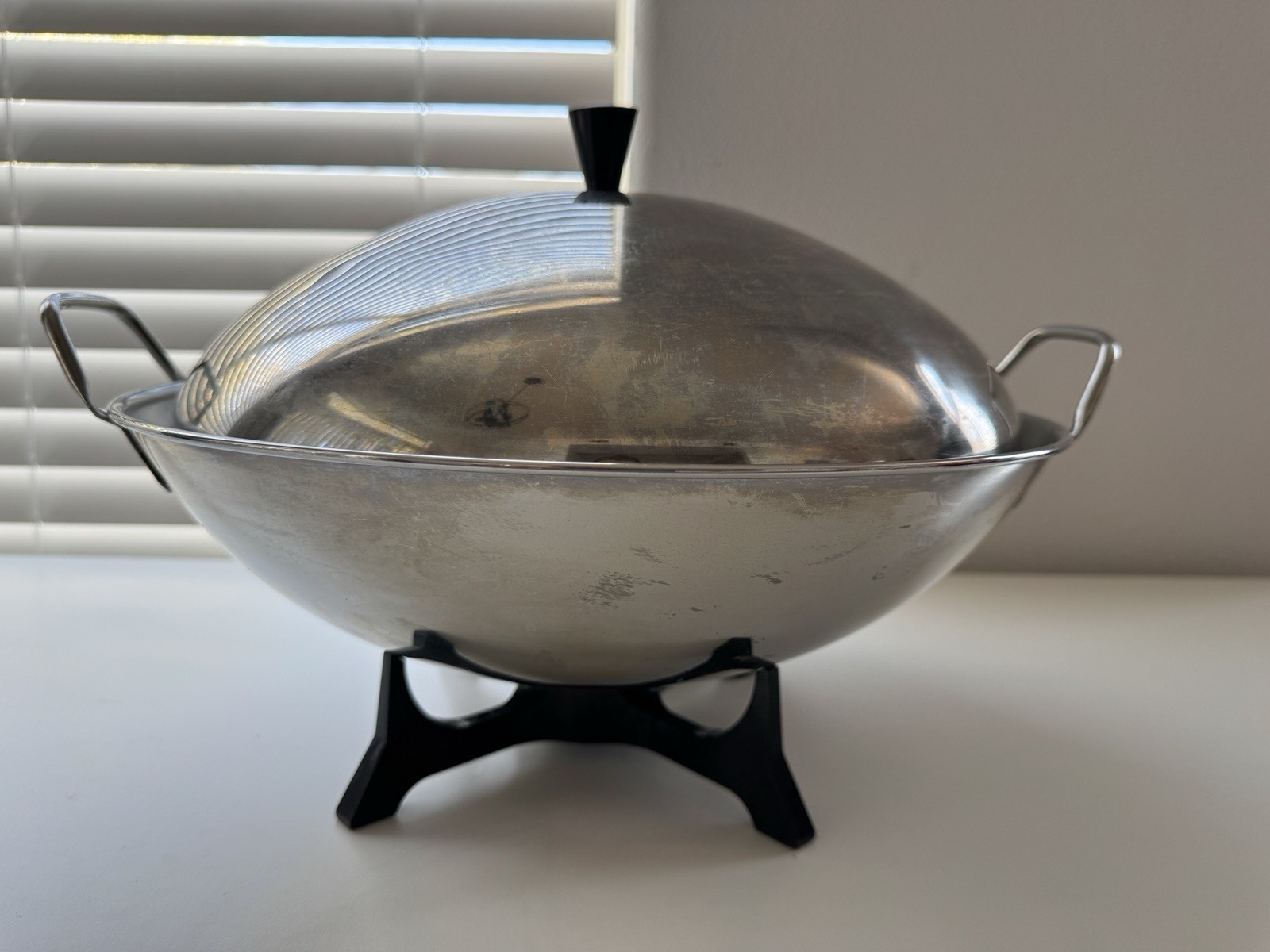 Farberware Electric Wok Model 303 with Lid & Steamer Tray – Tested Works gallery
