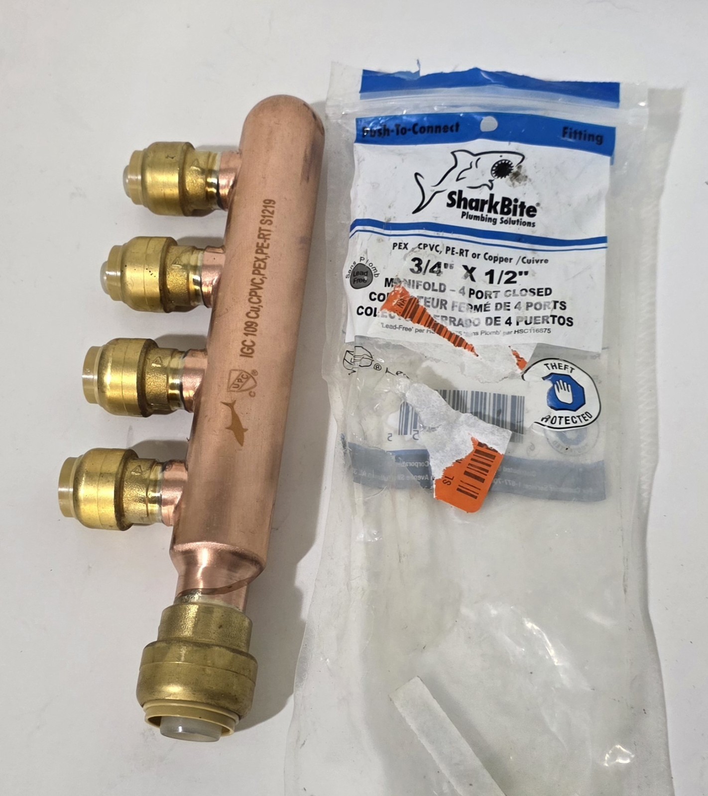 SharkBite 25555LF Copper Manifold 4-Port Closed 3/4" x 1/2" Push-To-Connect New gallery