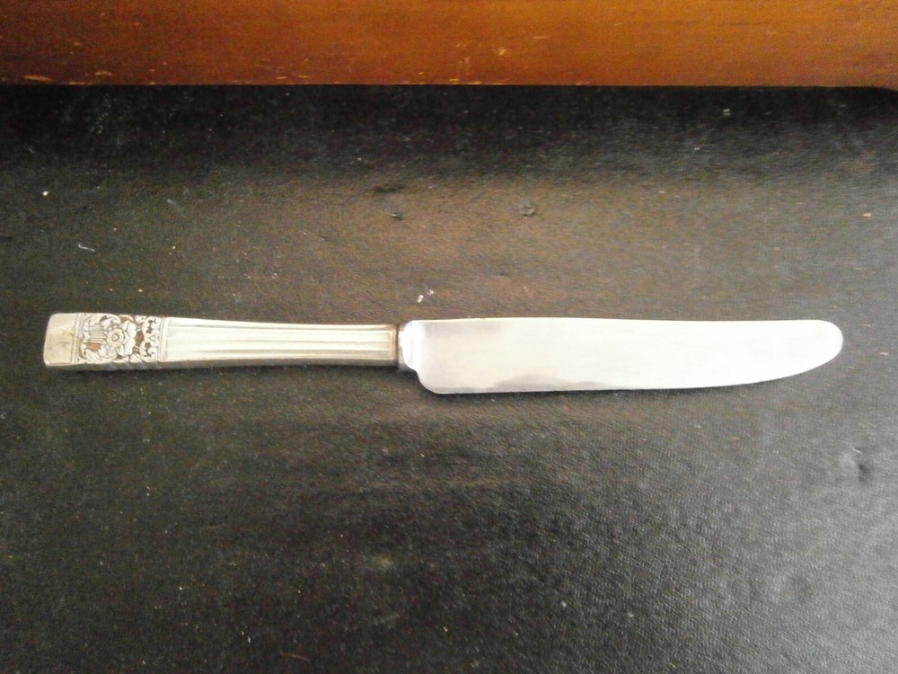 Oneida CORONATION Pattern Silverplate Flatware Choice Single Item Good Condition