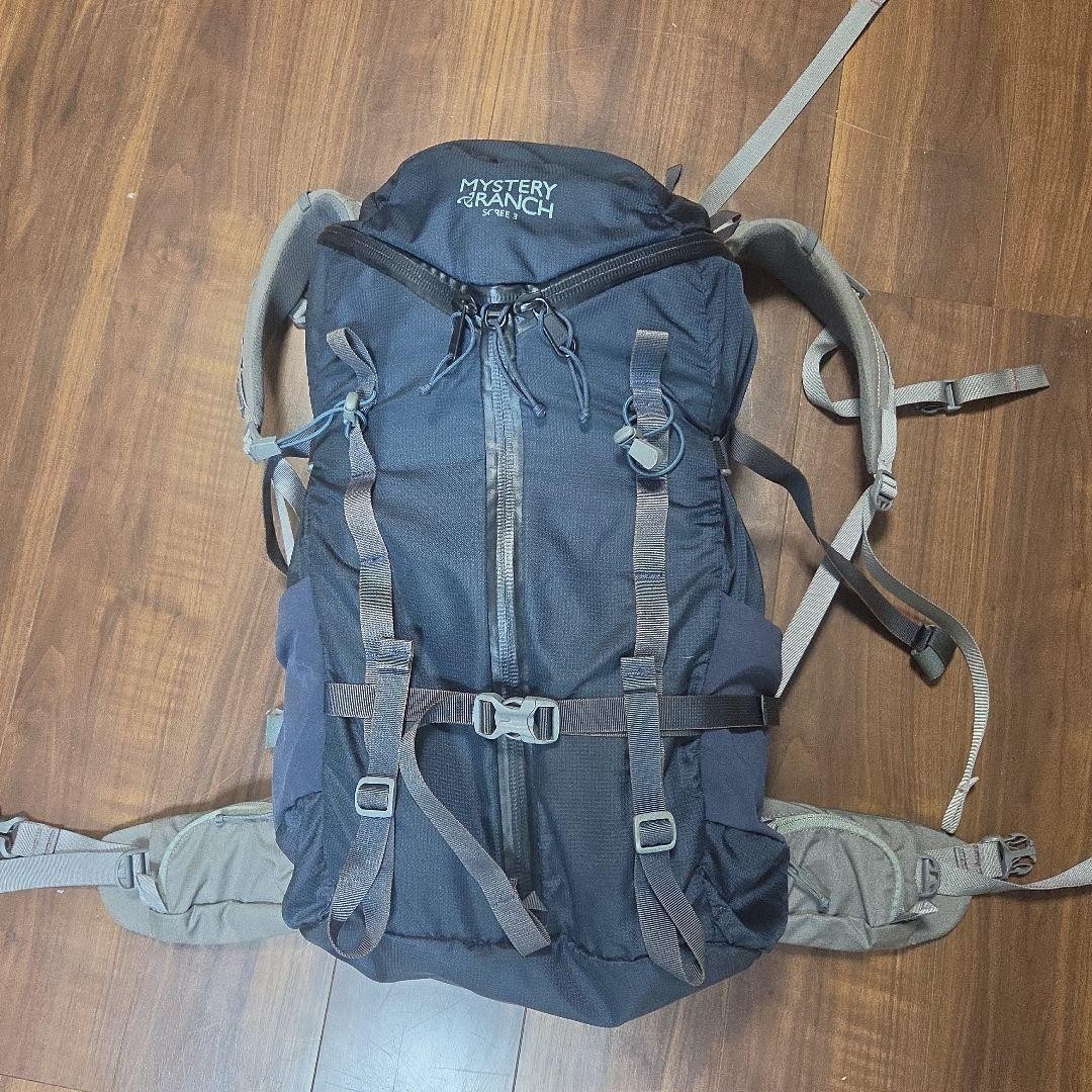 Mystery Ranch Scree 32 Navy Tactical Backpack with Quick-Access 3-Zip Design