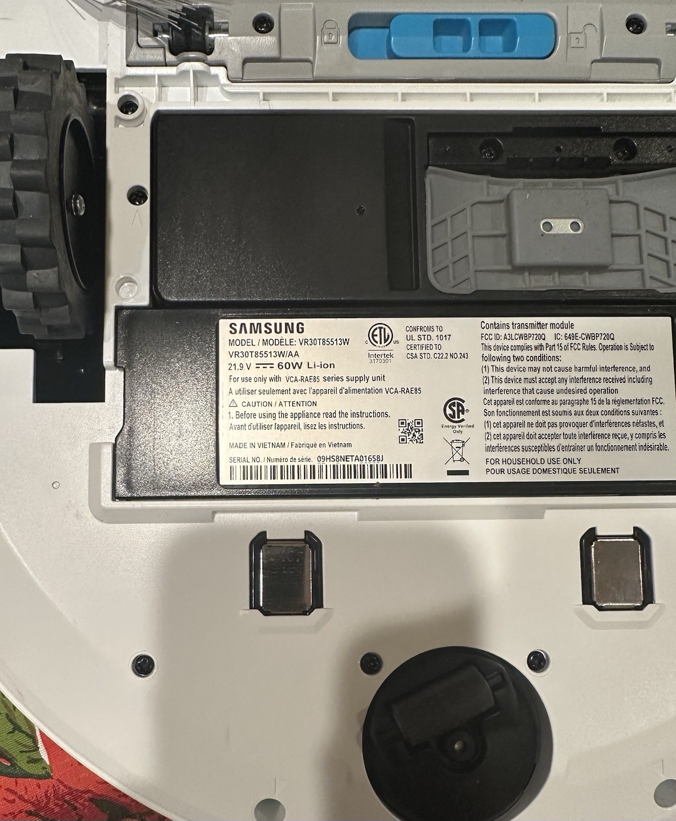 Samsung Jet Bot+ Robotic Vacuum Cleaner with Clean Station gallery