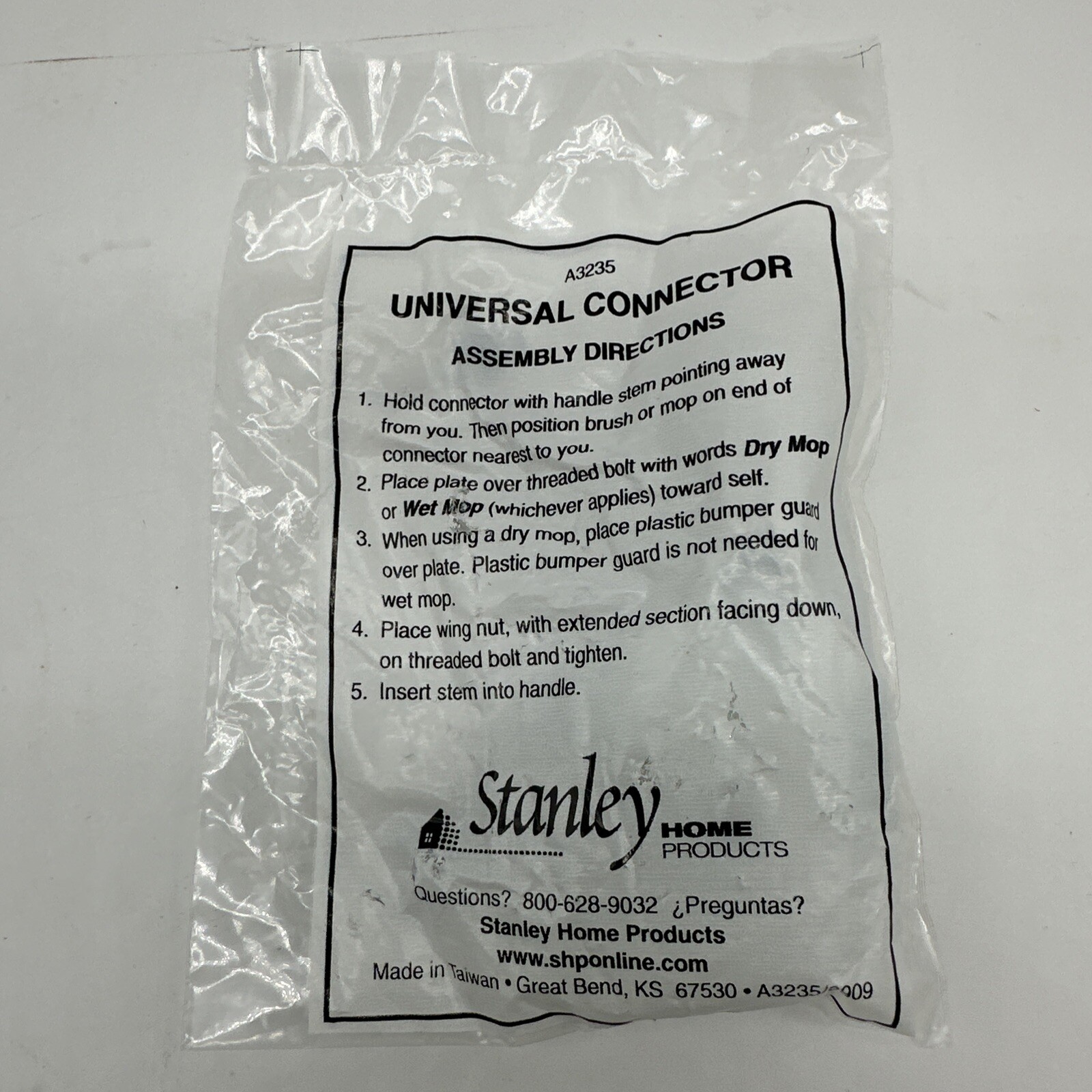 Stanley Universal Connector New In Package 3235 for Wet / Dry Mop Floor Cleaning gallery