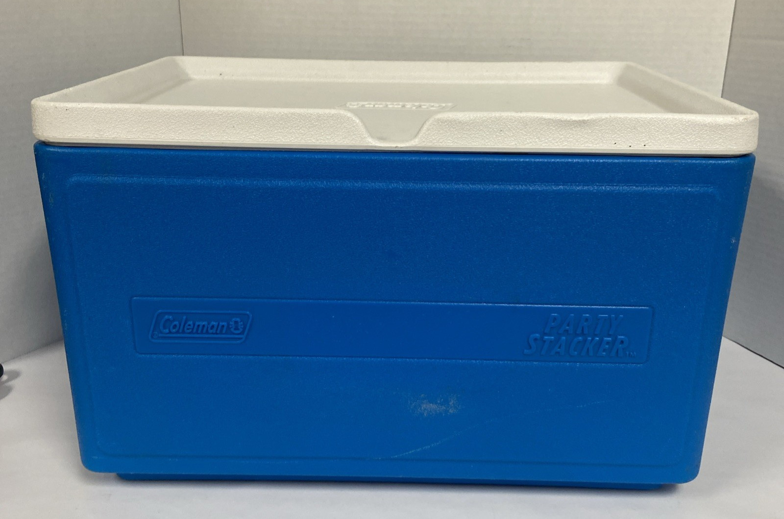 Coleman Party Stacker Cooler Blue 9223 Stackable Ice Chest Box 48 Can Size gallery