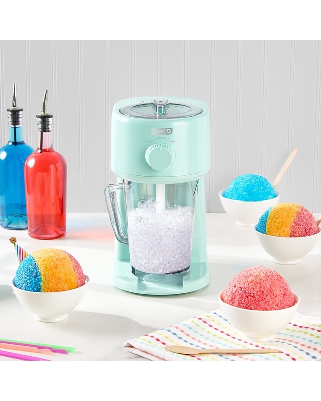 Dash Deluxe Shaved Ice & Slushy Maker Blue gallery