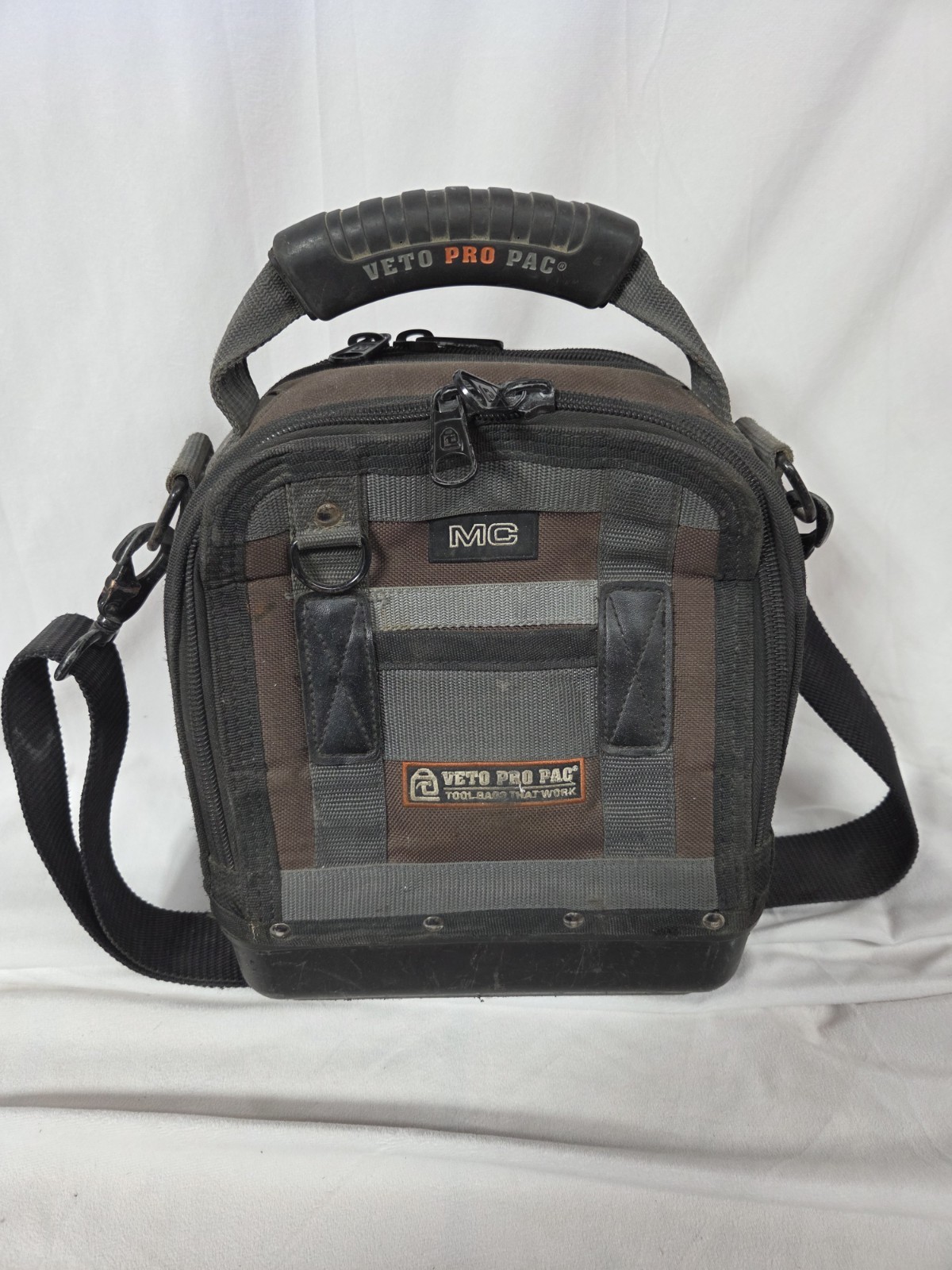 Veto Pro Pac TECH-MC Tool Bag Black Gray with Strap . Used Condition gallery