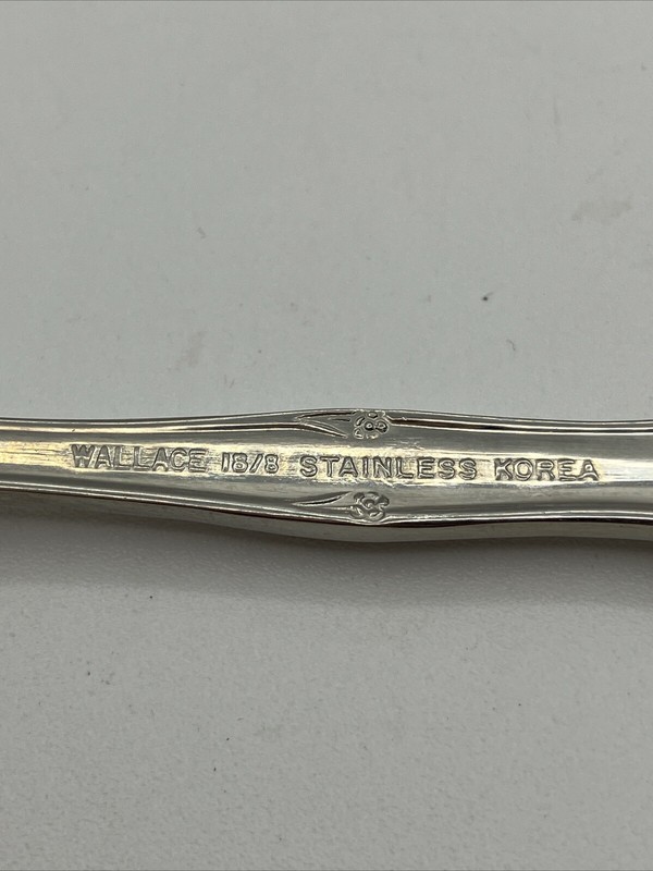 Wallace SIMPLICITY Stainless 18/8 Glossy Silverware Dessert Fork 6 5/16” gallery