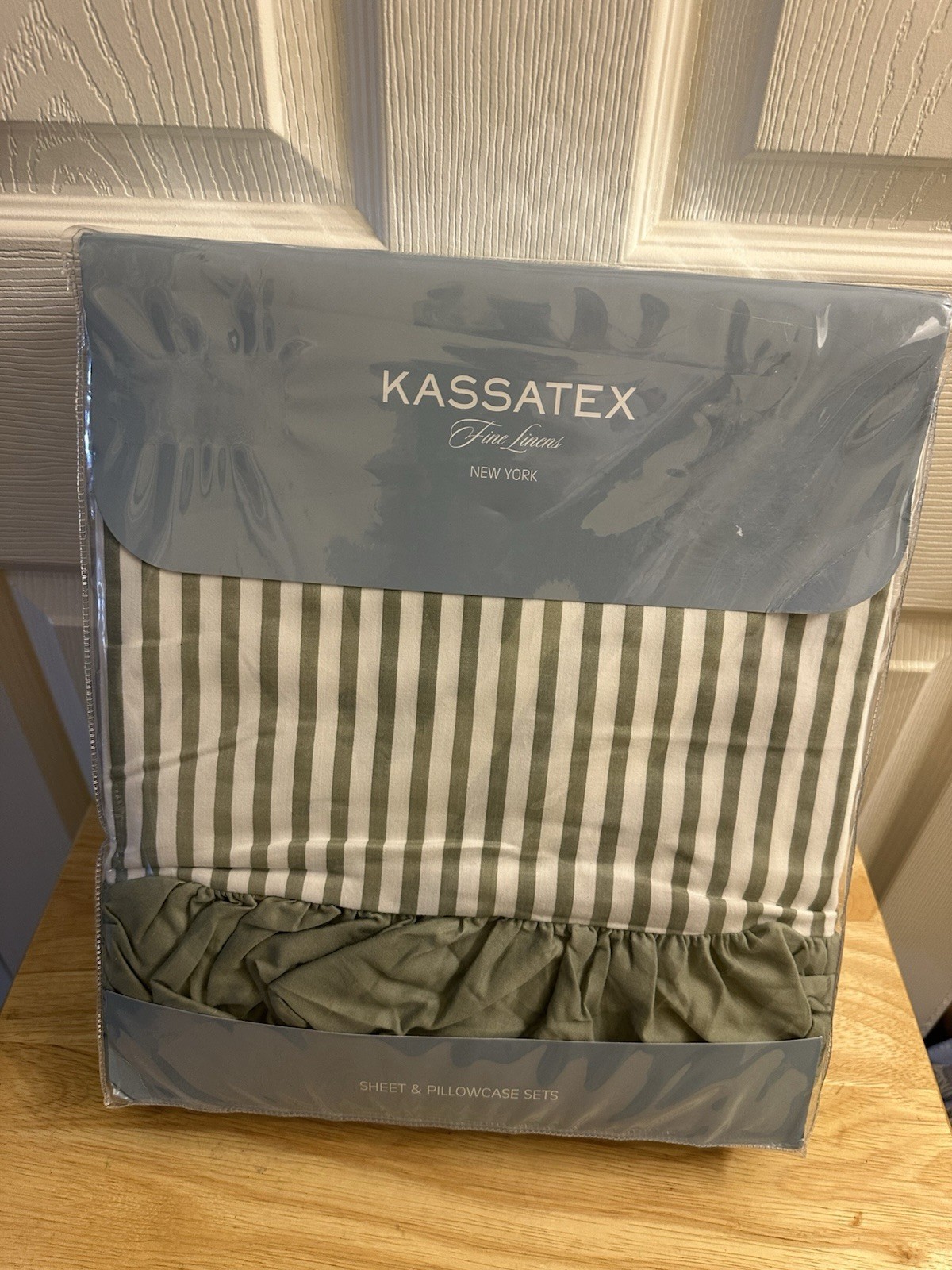 NIP Kassatex Fine Linens 100% Cotton Sateen Ruffle Green Stripe Queen Sheet Set gallery