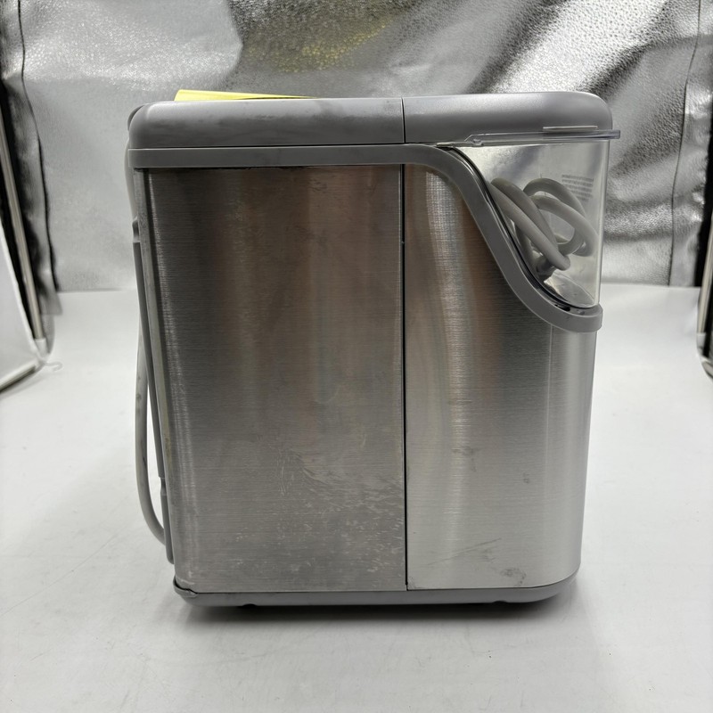 Frigidaire Countertop Chewable Crunch Nugget Ice Maker, Stainless Steel, 33lb gallery