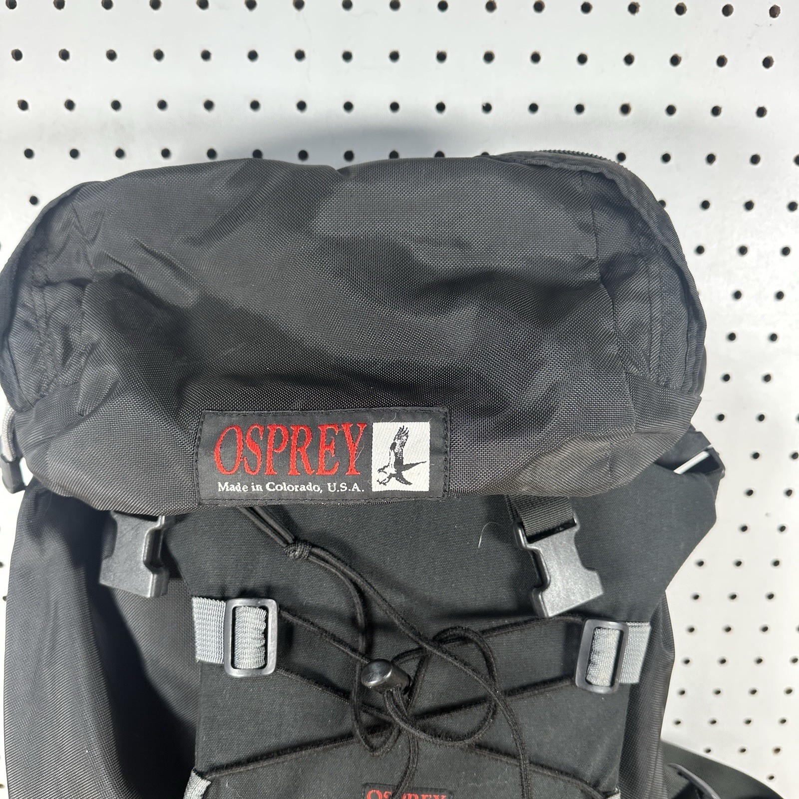 Osprey Kestrel Pro Vector Backpack 35L Black/Gray Small Nice Condition 2
