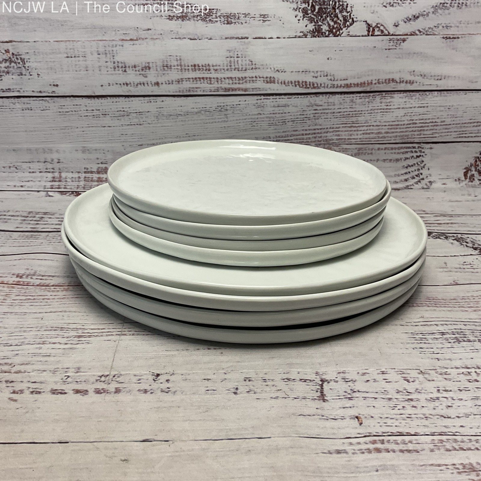 Cb2 Crate & Barrel Contact White Ceramic 11" Dinner and 8.5" Salad 8 Plates Set gallery
