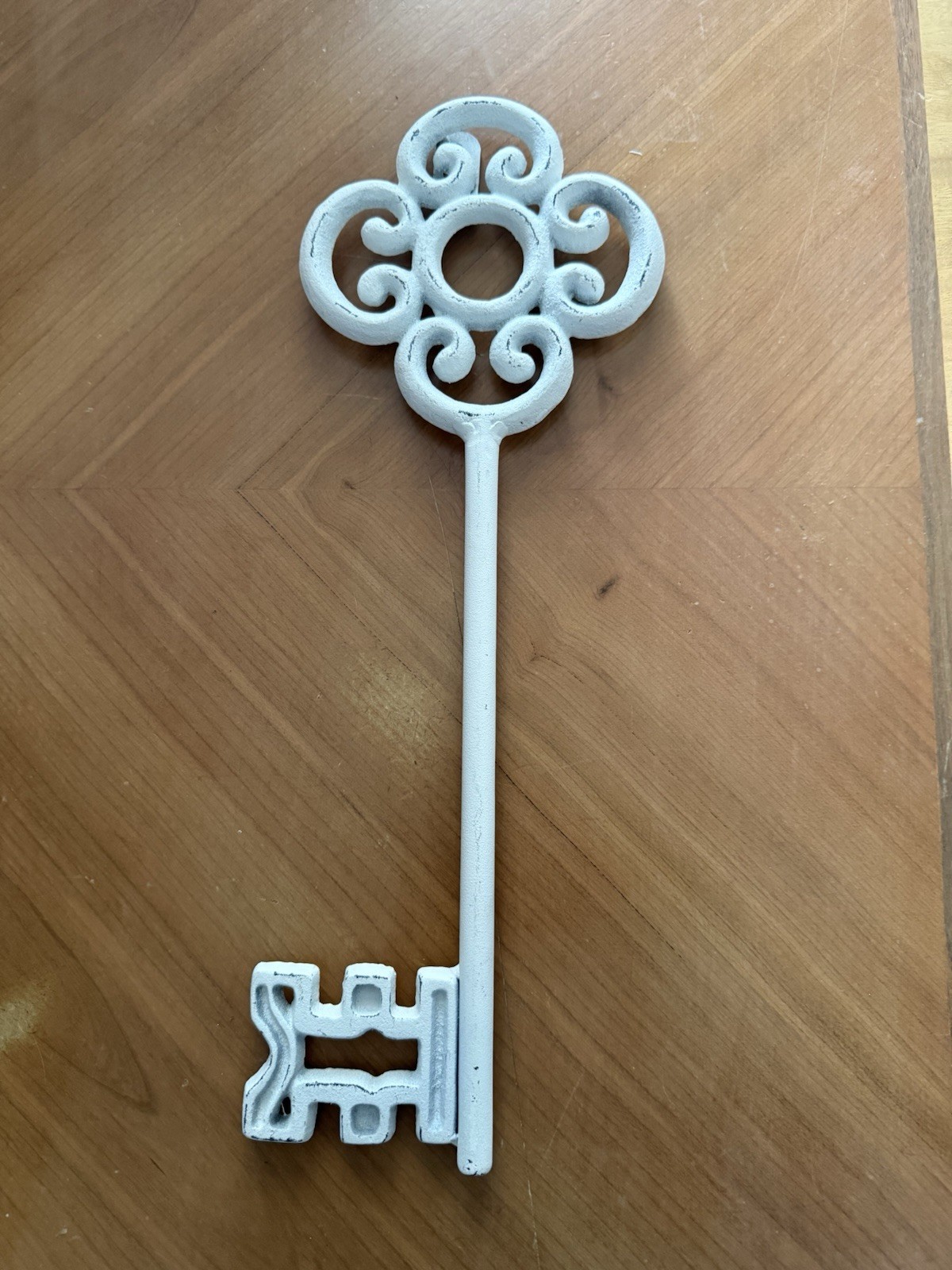 Victorian Style White Rustic Iron Key Wall Decor gallery
