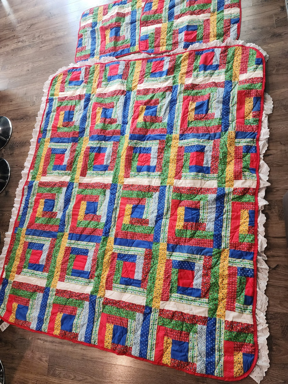 VTG Perfect Fit Industries Primary Color Shapes Quilt Coverlet Blanket W Pillow gallery