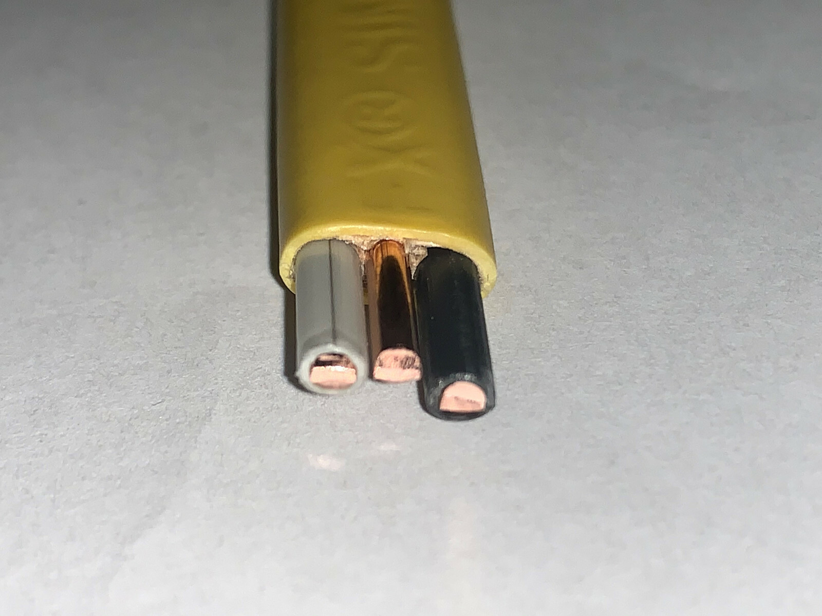 150 FT 12/2 NM-B W/GROUND HOUSE WIRE/CABLE gallery