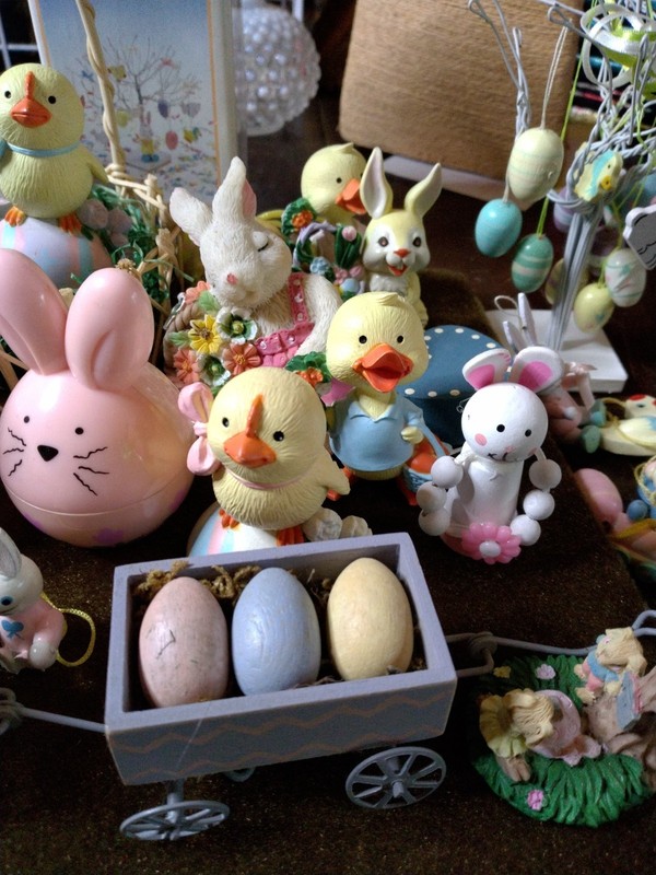 Easter decoration small over 2 1/2 pounds resin plastic wooden basket couple new gallery