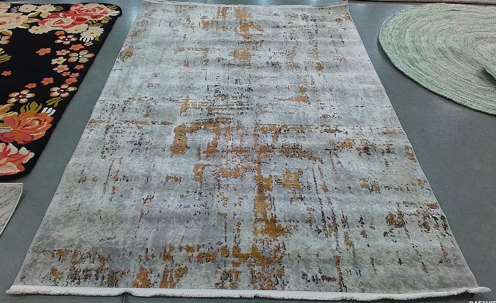 GREY / GOLD 5'-3" x 7'-6" Back Stain Rug, Reduced Price 1172791913 SHV723G-5 gallery