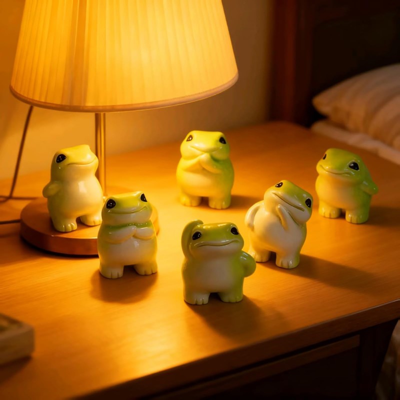 Mini Resin Frogs Figurines Tiny Animals Resin Figures 6 Pcs gallery