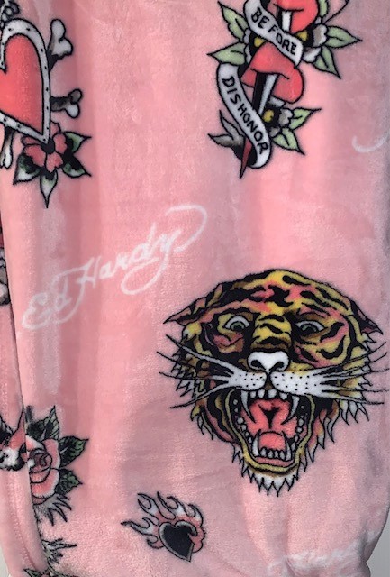 Ed Hardy Oversized Plush Throw Blanket Pink w/Tigers,Hearts,Skulls Tattoo Print gallery