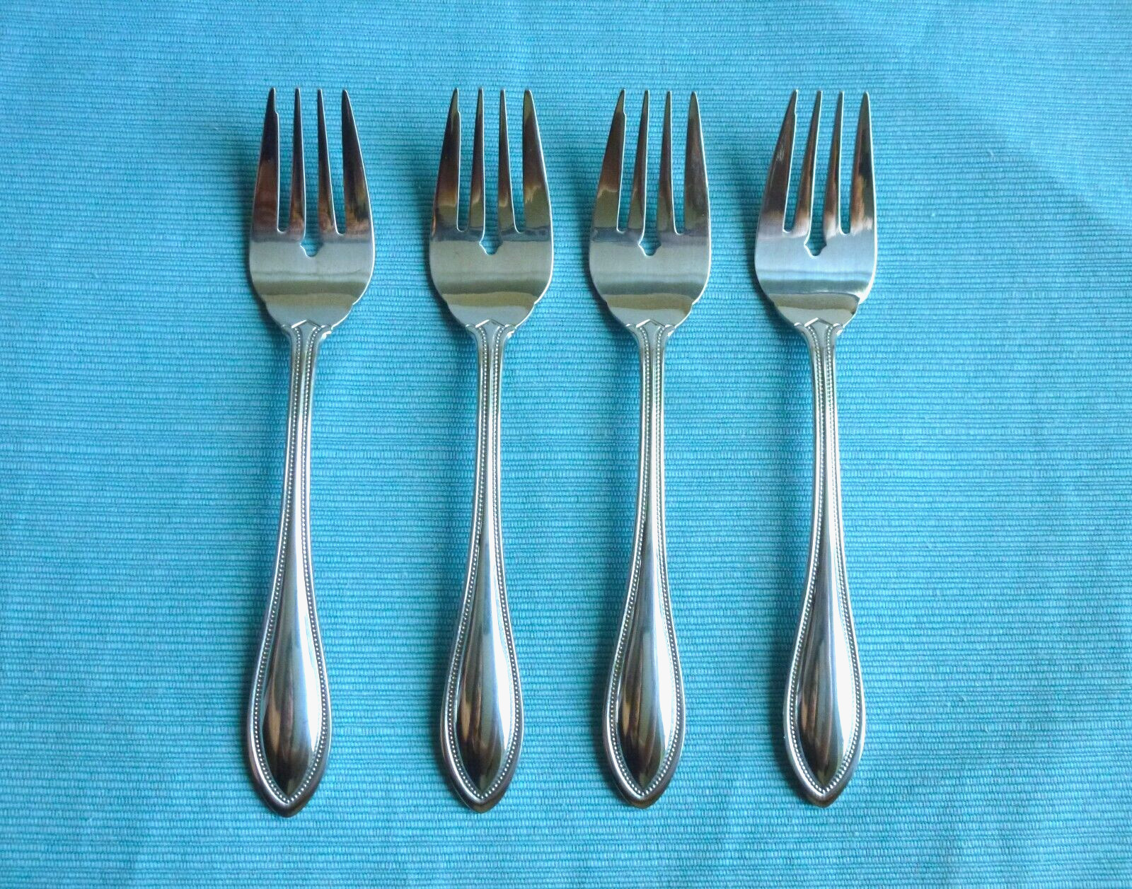 New Oneida AMERICAN HARMONY /ARBOR Set of 4 Salad Forks Stainless (6 7/8") gallery