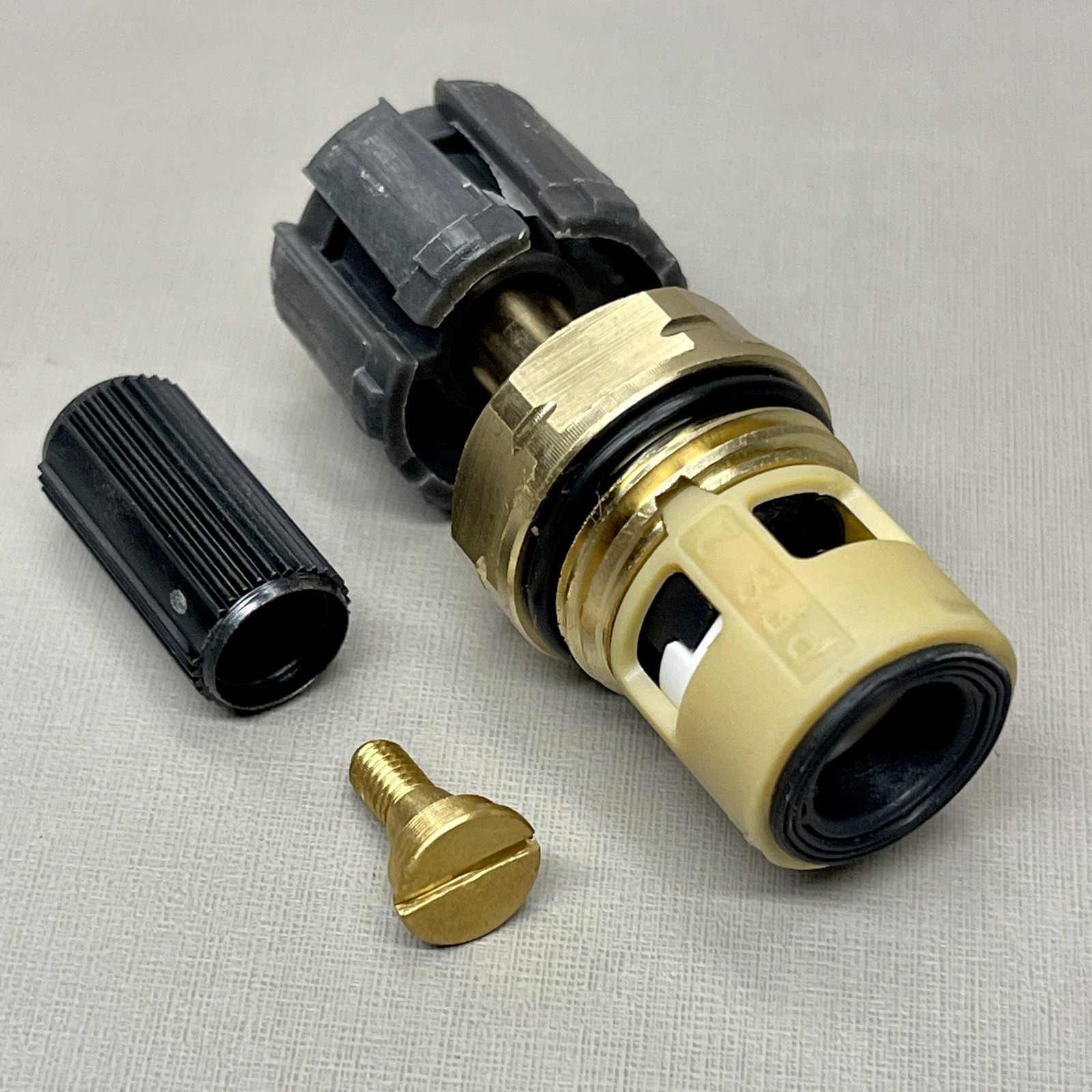 AMERICAN STANDARD Faucet Replacement Valve Cartridge 028610-0070A (New) gallery