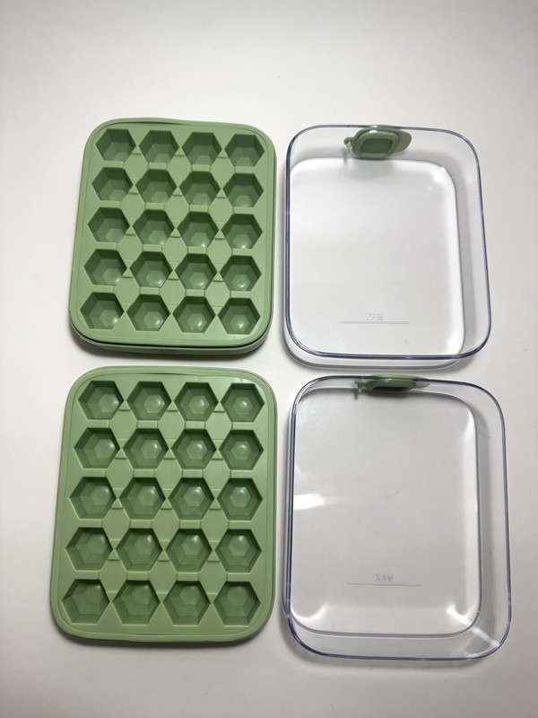 Silicone & Plastic Mini Ice Cube Tray Mold Sets Press Release Pop Out Ice Cubes gallery
