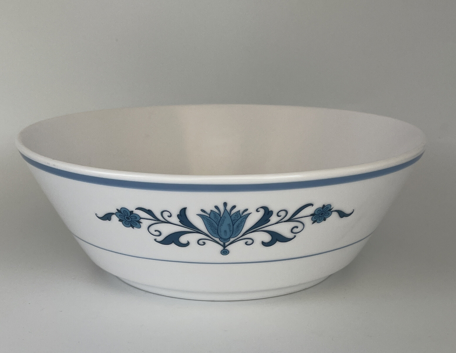 Noritake Progression Blue Haven 8” Round Vegetable Bowl Mint gallery