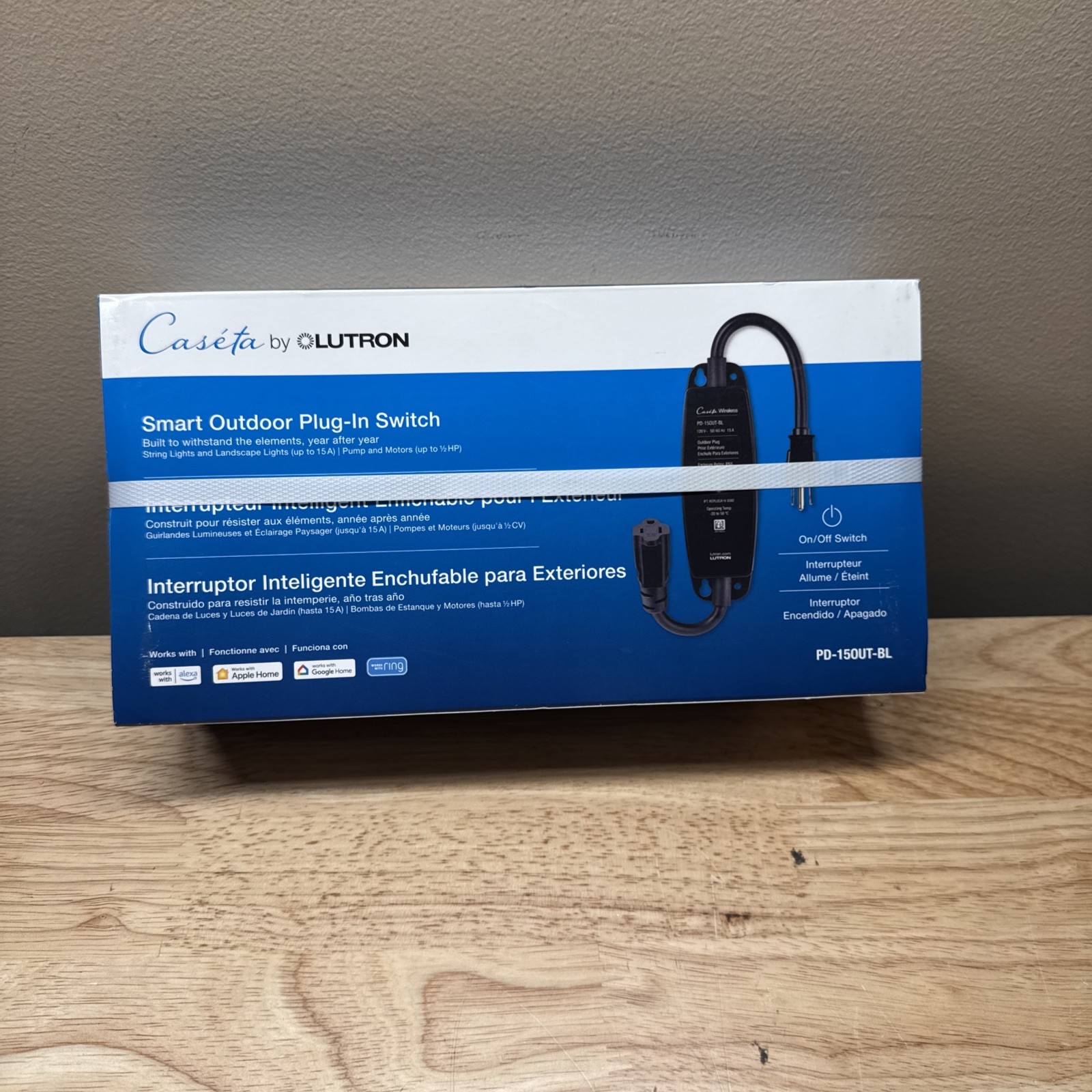LUTRON Caseta Weatherproof Outdoor Smart Plug for Landscape and String Lighting gallery