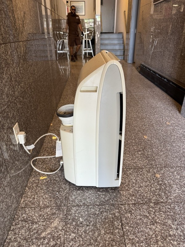 SHARP CV-P10MX 9,500 Cooling Capacity (BTU) Portable Air Conditioner gallery